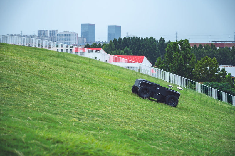Commercial Autonomous Solar Lawn Mower - Lawnrangertech